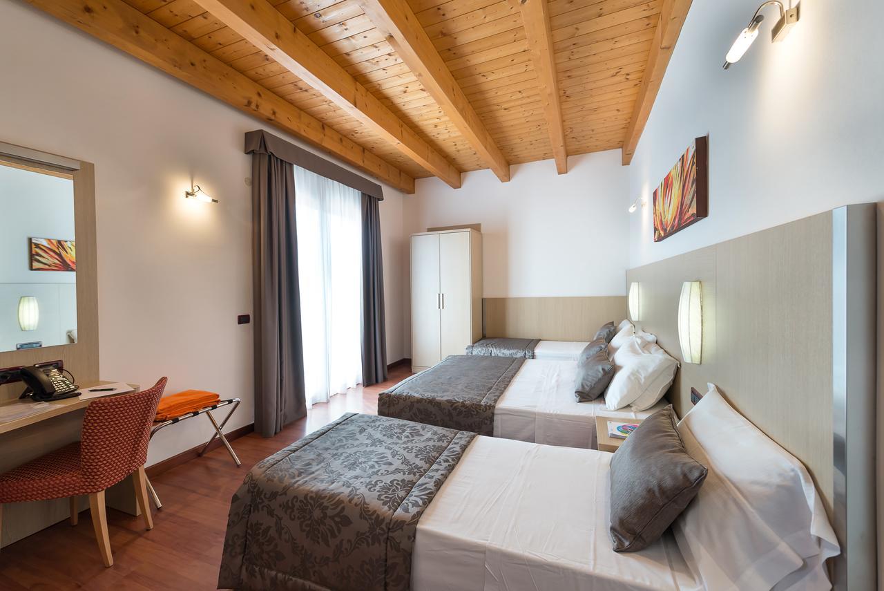 Hotel Villa Angelina Bibione Eksteriør billede