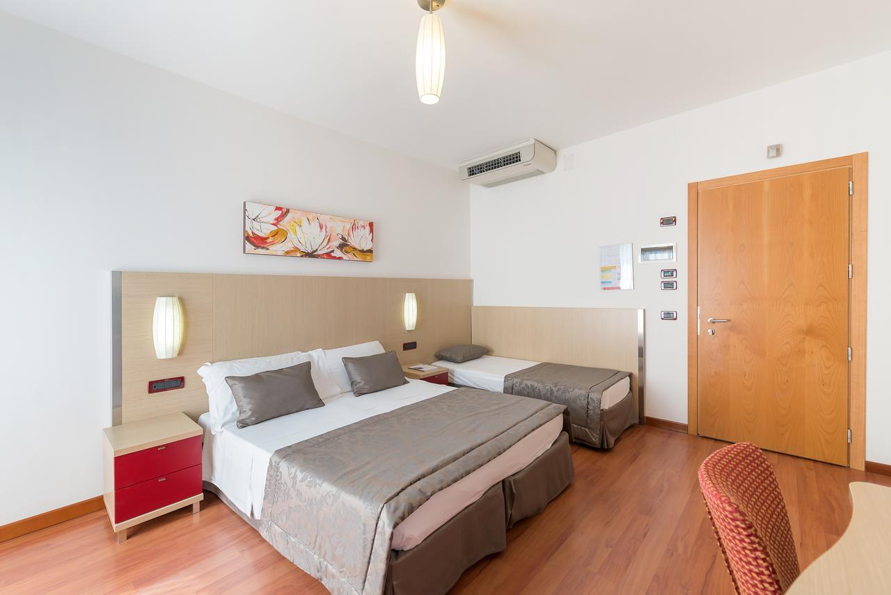 Hotel Villa Angelina Bibione Eksteriør billede